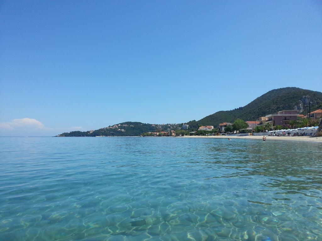 Friderica House Hotel Poros  Ngoại thất bức ảnh